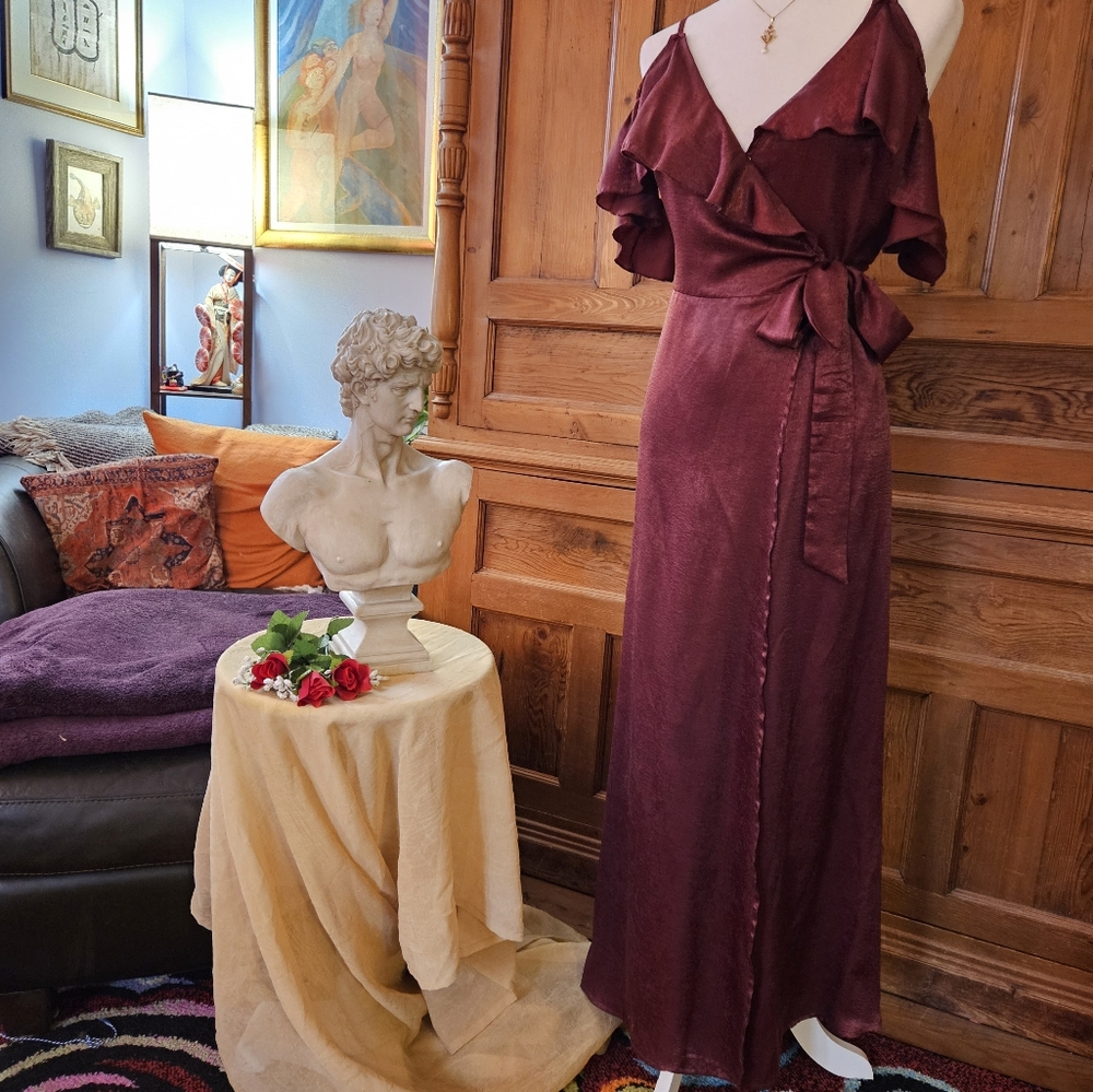 Elegant Burgundy Wrap Dress. Simplee Design. Size M